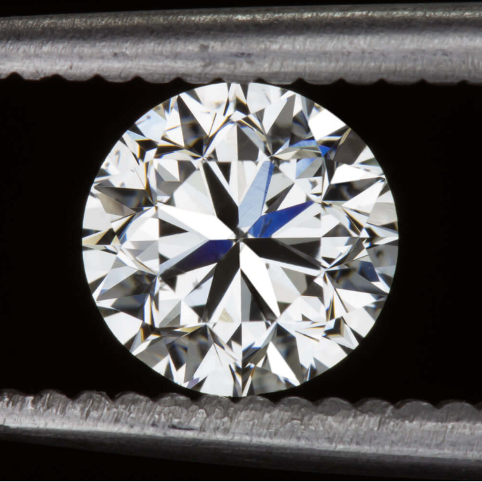 4.5 ct D VVS2 - Round - Lab Grown Diamond (IGI Certified)