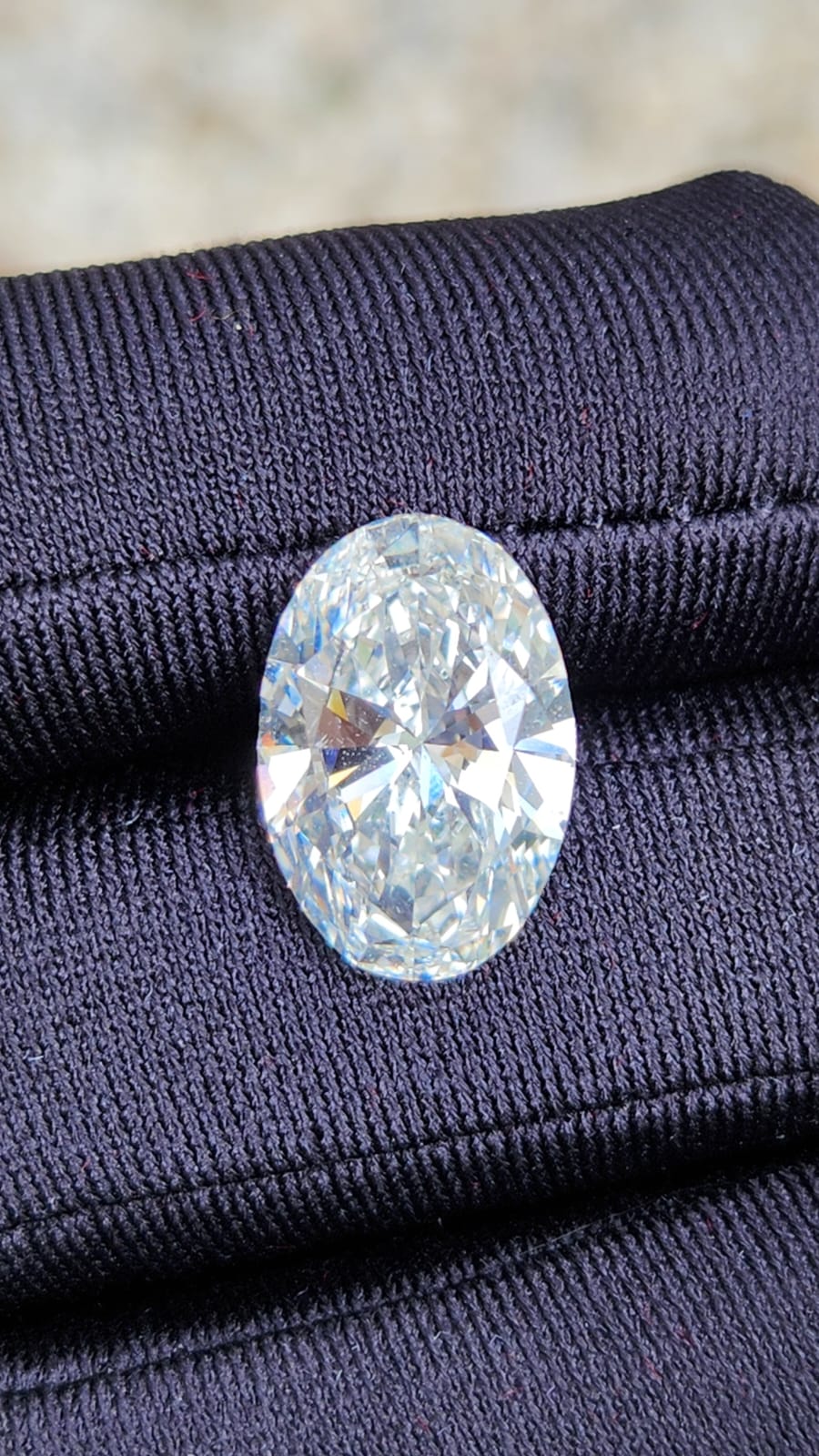 7.42 ct F VS1 - Oval - Lab Grown Diamond (IGI Certified)