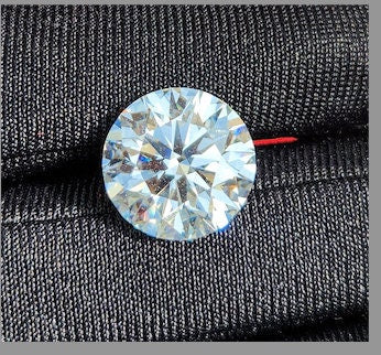 5.36 ct F VS1 Round Lab Grown Diamond - IGI Certified