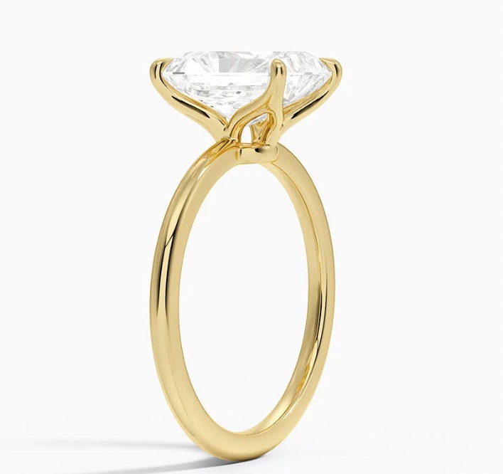 3.07 ct E VVS2 Radiant Lab Grown Diamond Solitaire Ring - Yellow Gold 14K (IGI Certified)